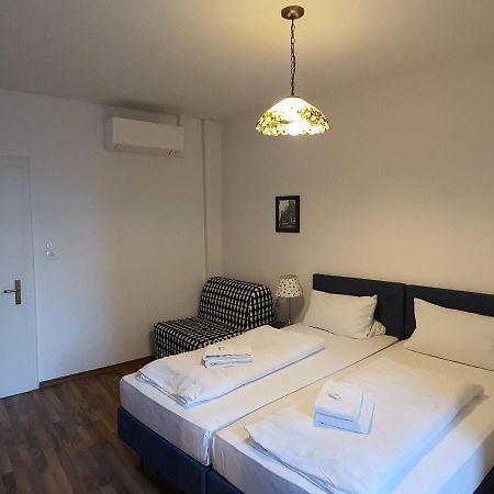 Hotel Pension Graf Констанц Екстериор снимка